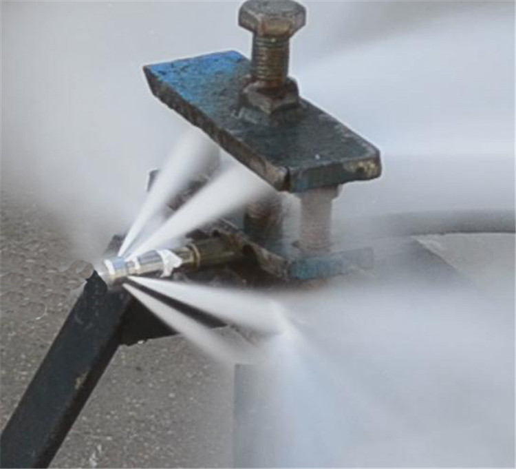 高壓水管道疏通機(jī)清洗效果